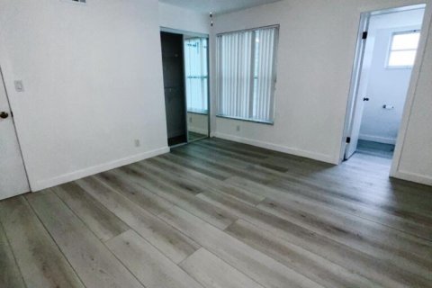 Copropriété à louer à Davie, Floride: 2 chambres, 92.9 m2 № 2285867 - photo 12
