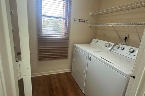 Condominio en venta en Lakeland, Florida, 1 dormitorio, 86.21 m2 № 1565084 - foto 8