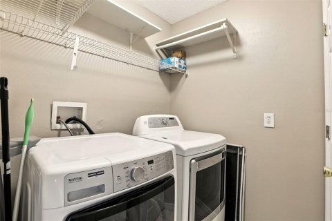 House in Orlando, Florida 4 bedrooms, 179.58 sq.m. № 1845023 - photo 29