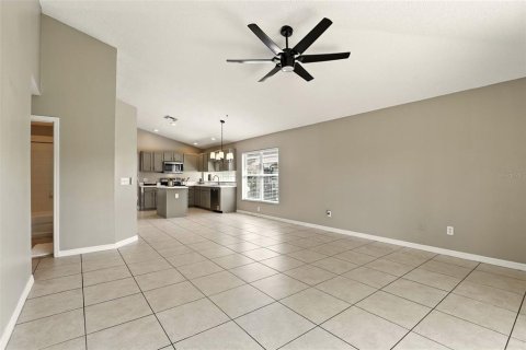 House in Orlando, Florida 4 bedrooms, 179.58 sq.m. № 1845023 - photo 15