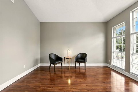 House in Orlando, Florida 4 bedrooms, 179.58 sq.m. № 1845023 - photo 8