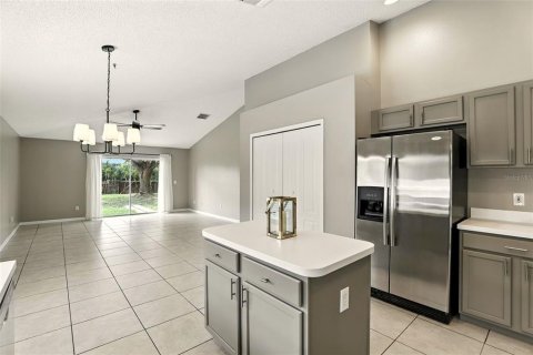 House in Orlando, Florida 4 bedrooms, 179.58 sq.m. № 1845023 - photo 11