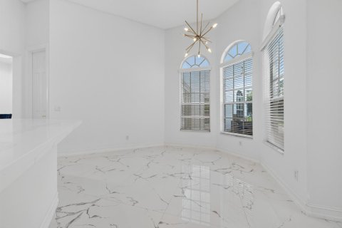 Villa ou maison à louer à Wellington, Floride: 4 chambres, 309.64 m2 № 2146593 - photo 4
