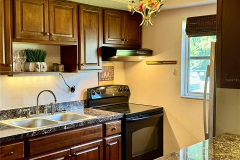Condominio en venta en Dunedin, Florida, 2 dormitorios, 80.17 m2 № 1886864 - foto 8