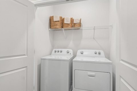 Купить таунхаус в Ленд-о-Лейкс, Флорида 3 комнаты, 155.43м2, № 2258871 - фото 27