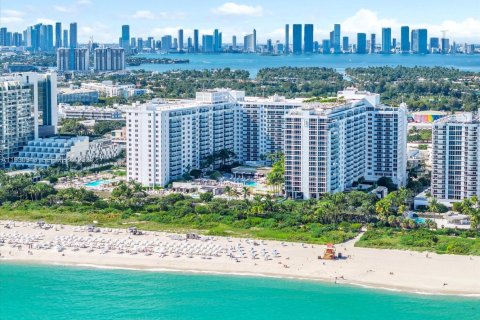 Condominio en alquiler en Miami Beach, Florida, 70.61 m2 № 2059680 - foto 22