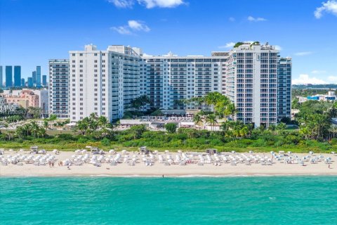 Condominio en alquiler en Miami Beach, Florida, 70.61 m2 № 2059680 - foto 21