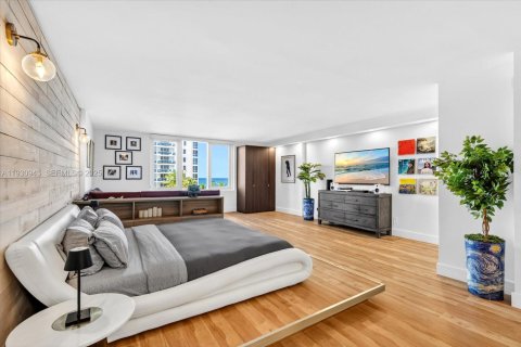 Estudio en el Condominio en Miami Beach, Florida № 2059680