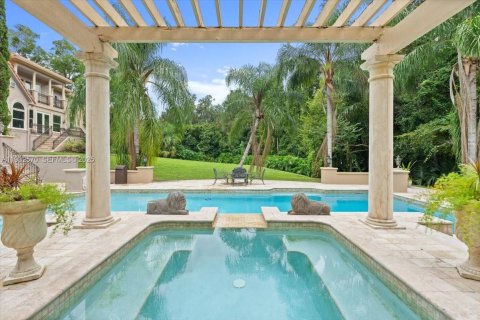 Casa en venta en Ormond Beach, Florida, 6 dormitorios № 2152449 - foto 13