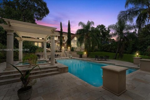 Casa en venta en Ormond Beach, Florida, 6 dormitorios № 2152449 - foto 10