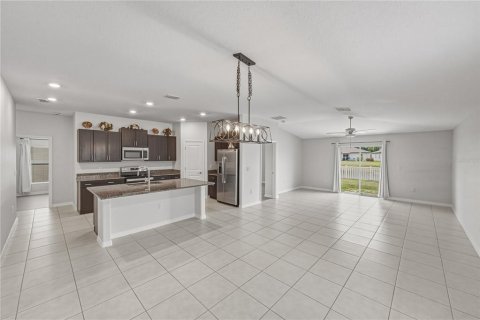 Villa ou maison à vendre à Lakeland, Floride: 4 chambres, 171.87 m2 № 2216573 - photo 7