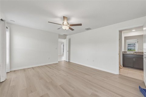 Villa ou maison à vendre à Lakeland, Floride: 4 chambres, 171.87 m2 № 2216573 - photo 21