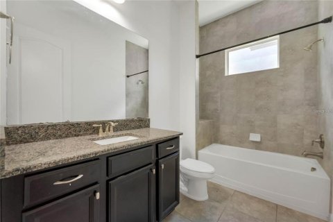 Casa en alquiler en Orlando, Florida, 4 dormitorios, 210.61 m2 № 1903161 - foto 10