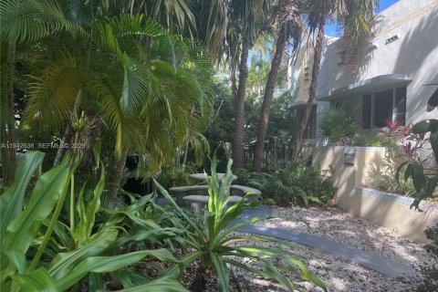 Copropriété à louer à Miami Beach, Floride: 1 chambre, 50.63 m2 № 1999210 - photo 14