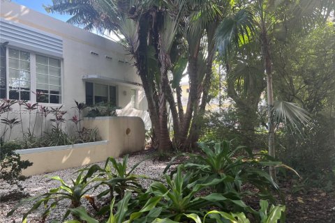 Copropriété à louer à Miami Beach, Floride: 1 chambre, 50.63 m2 № 1999210 - photo 13