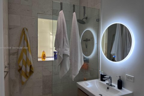 Copropriété à louer à Miami Beach, Floride: 1 chambre, 50.63 m2 № 1999210 - photo 7