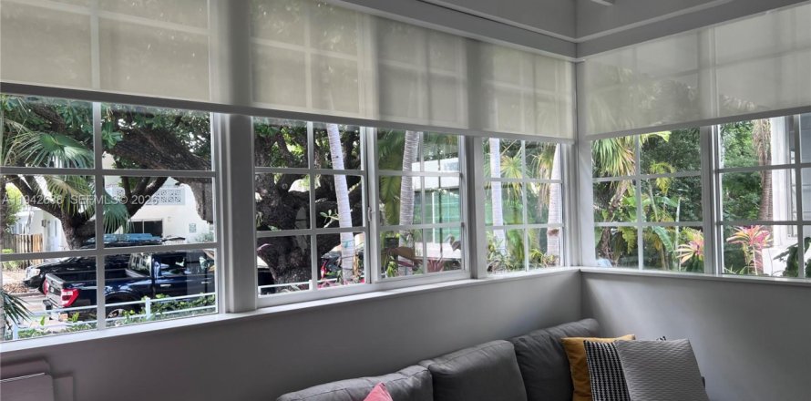 Condo à Miami Beach, Floride, 1 chambre  № 1999210