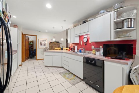 Villa ou maison à vendre à Palm Harbor, Floride: 3 chambres, 181.16 m2 № 1246879 - photo 27