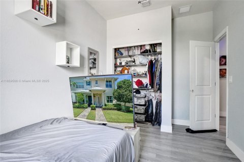 Купить таунхаус в Холливуд, Флорида 3 спальни, 145.02м2, № 2182958 - фото 24