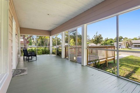 Casa en venta en Clermont, Florida, 4 dormitorios, 170.75 m2 № 1906685 - foto 3