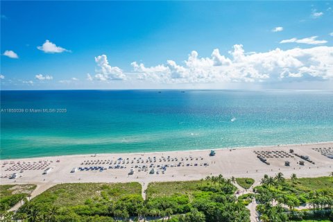 Condominio en venta en Miami Beach, Florida, 1 dormitorio, 56.95 m2 № 1855125 - foto 28