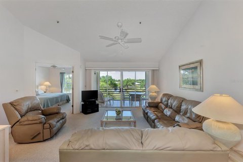 Condo in Venice, Florida, 2 bedrooms  № 2166765 - photo 24