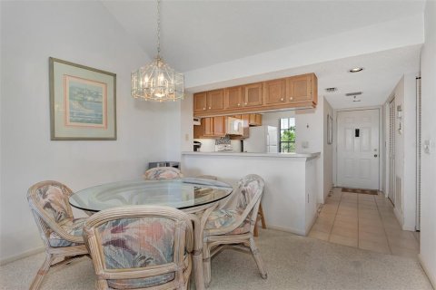 Condo in Venice, Florida, 2 bedrooms  № 2166765 - photo 20