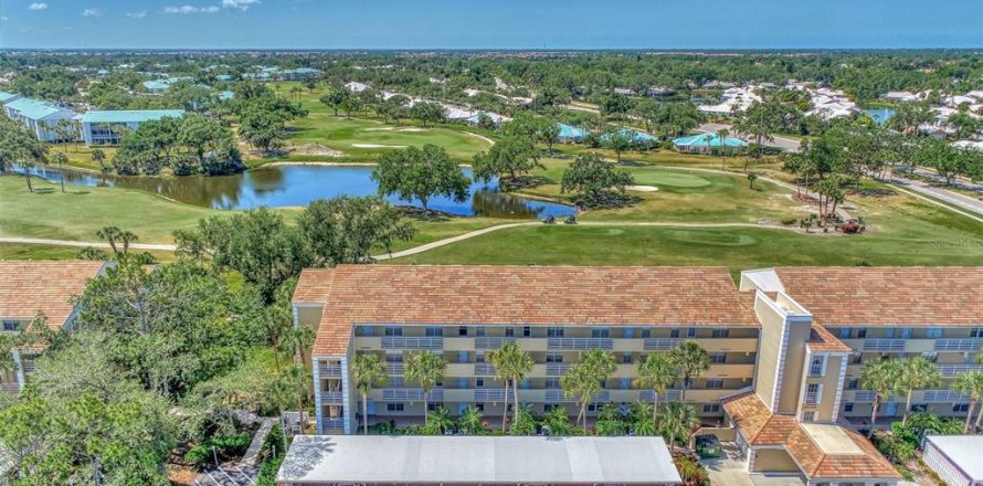 Condo in Venice, Florida, 2 bedrooms  № 2166765
