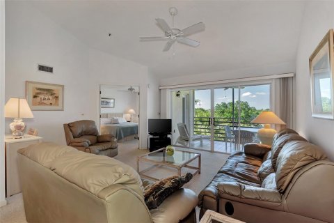 Condo in Venice, Florida, 2 bedrooms  № 2166765 - photo 25