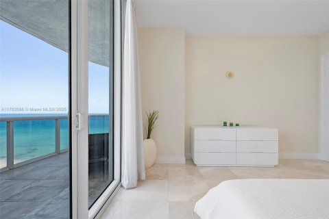 Condo in Sunny Isles Beach, Florida, 3 bedrooms  № 1705730 - photo 21