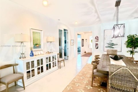 Купить виллу или дом в Пунта-Горда, Флорида 3 спальни, 251.58м2, № 2059536 - фото 8