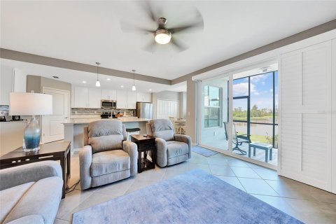 Condominio en venta en Punta Gorda, Florida, 2 dormitorios, 133.59 m2 № 2351946 - foto 3