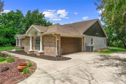 Casa en venta en Deltona, Florida, 4 dormitorios, 231.05 m2 № 1883405 - foto 14