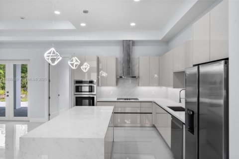 Купить виллу или дом в Нейплс, Флорида 4 спальни, № 1990404 - фото 13