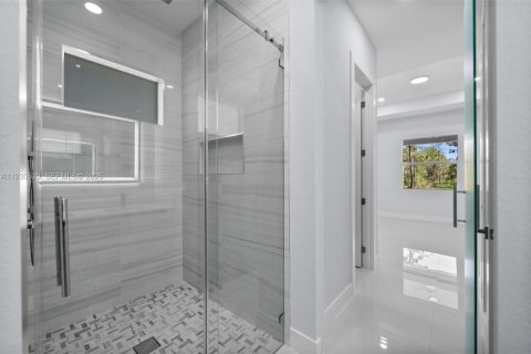 Купить виллу или дом в Нейплс, Флорида 4 спальни, № 1990404 - фото 19