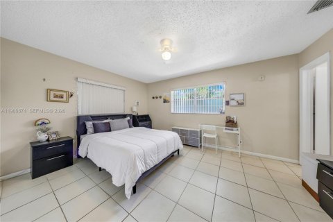 Copropriété à vendre à Hollywood, Floride: 2 chambres, 89.19 m2 № 2024545 - photo 10