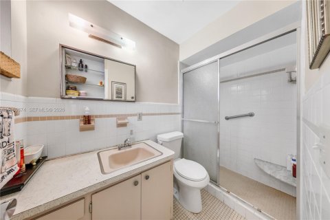 Copropriété à vendre à Hollywood, Floride: 2 chambres, 89.19 m2 № 2024545 - photo 12