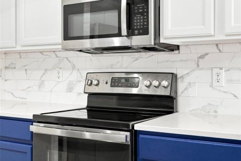 Купить виллу или дом в Гудзон, Флорида 5 комнат, 167.78м2, № 2314488 - фото 7
