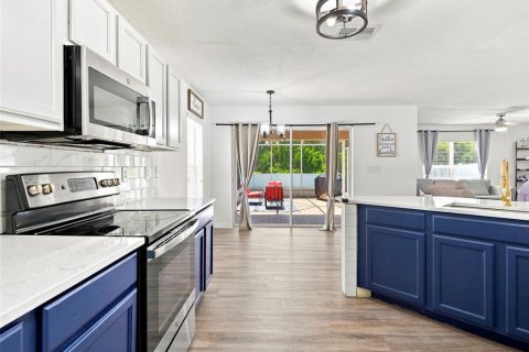 Купить виллу или дом в Гудзон, Флорида 5 комнат, 167.78м2, № 2314488 - фото 9