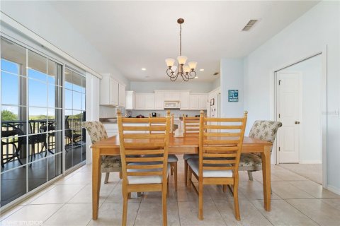 House in Groveland, Florida 4 bedrooms, 193.89 sq.m. № 1789330 - photo 9