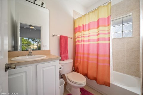 House in Groveland, Florida 4 bedrooms, 193.89 sq.m. № 1789330 - photo 20