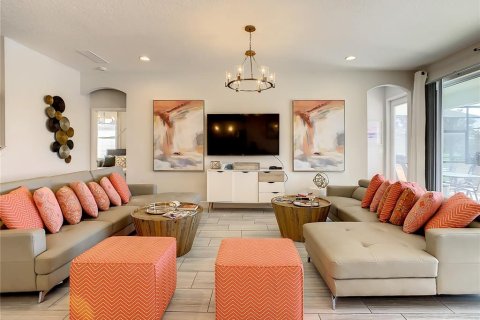 Casa en venta en Kissimmee, Florida, 9 dormitorios, 369.66 m2 № 1911466 - foto 17
