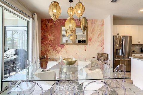 Casa en venta en Kissimmee, Florida, 9 dormitorios, 369.66 m2 № 1911466 - foto 13