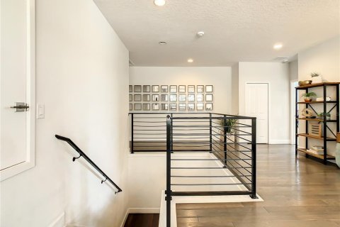 Casa en venta en Kissimmee, Florida, 9 dormitorios, 369.66 m2 № 1911466 - foto 24