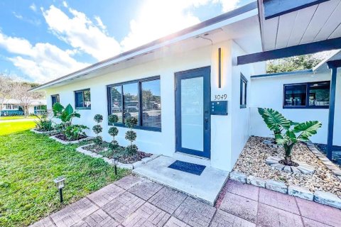 House in Wilton Manors, Florida 3 bedrooms, 129.32 sq.m. № 1892102 - photo 5