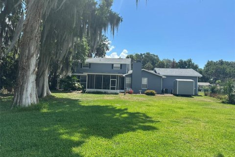 House in Leesburg, Florida 5 bedrooms, 304.72 sq.m. № 2201496 - photo 17