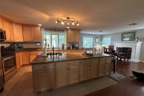 House in Leesburg, Florida 5 bedrooms, 304.72 sq.m. № 2201496 - photo 7