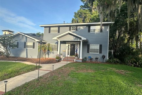 Villa ou maison à Leesburg, Floride 5 chambres, 304.72 m2 № 2201496