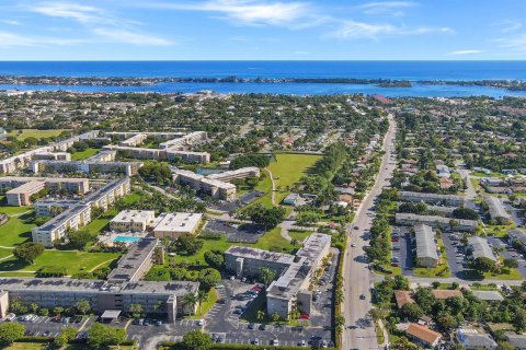 Купить кондоминиум в Бойнтон-Бич, Флорида 5 комнат, 70.05м2, № 2260307 - фото 25
