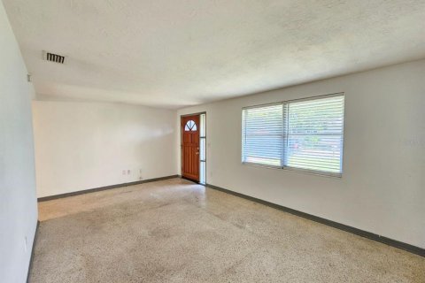 Casa en alquiler en Holiday, Florida, 2 dormitorios, 111.48 m2 № 1898407 - foto 3